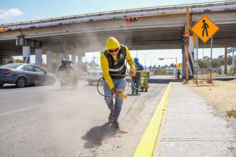 Supervisa Alcalde acciones en el Bulevar de la Carretera Puebla-Tlaxcala imagen 1